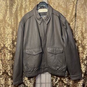 G-III Bomber Jacket Mens Large 100% Leather Grayish  Aviator Flight A-2 Pockets*